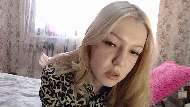 AlexandraXKitty online show from 03-22-26, 02:48