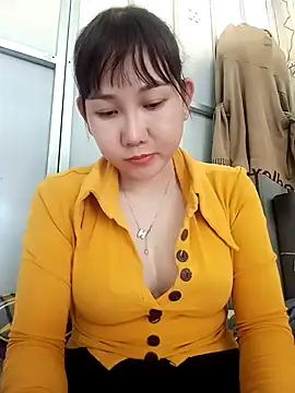 Ana-love2025 online show from 12-17-25, 02:17