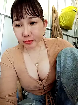 Ana-love2025 online show from 12-21-25, 02:41