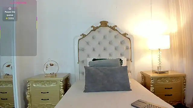 jessi lopez45 online show from 01-14-26, 07:52