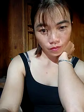 Snapshot of omai-ngot chatting on 11-10-25, 02:32 omai-ngot online show from 11-10-25, 02:32