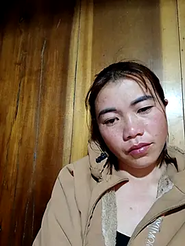 Snapshot of omai-ngot chatting on 11-18-25, 06:56 omai-ngot online show from 11-18-25, 06:56