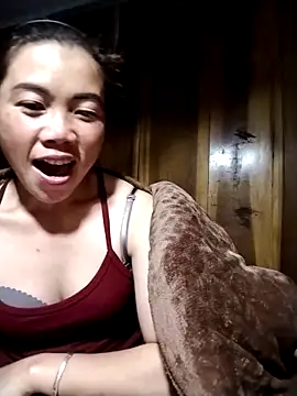 Snapshot of omai-ngot chatting on 12-13-25, 10:48 omai-ngot online show from 12-13-25, 10:48