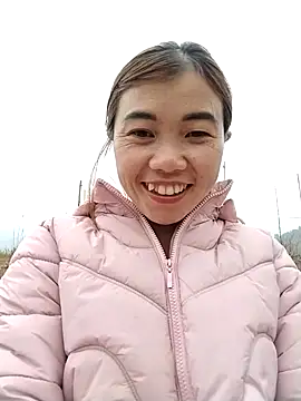 Snapshot of omai-ngot chatting on 12-15-25, 01:32 omai-ngot online show from 12-15-25, 01:32