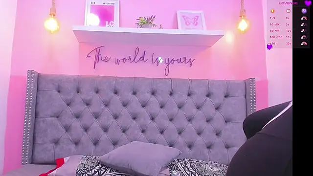 Sophiia 77 online show from 03-27-26, 09:03