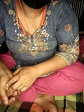 Priyanka-Khan online show from 06-13-26, 09:24