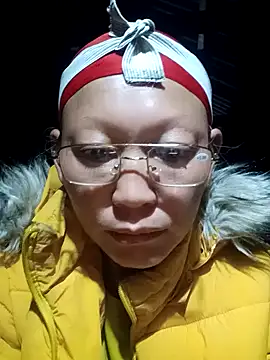 Snapshot of nui-show chatting on 10-30-25, 08:42 nui-show online show from 10-30-25, 08:42