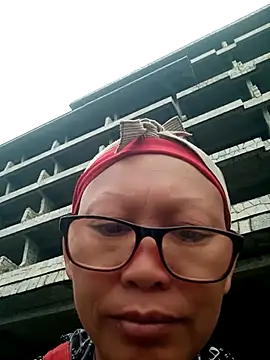 Snapshot of nui-show chatting on 11-09-25, 04:44 nui-show online show from 11-09-25, 04:44