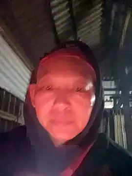 Snapshot of nui-show chatting on 11-14-25, 09:02 nui-show online show from 11-14-25, 09:02