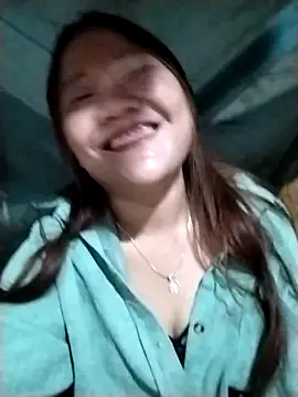 mai-cute online show from 10-17-25, 01:53