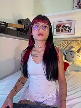 Emma duff online show from 04-08-26, 07:36