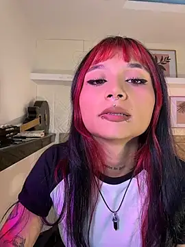 Emma duff online show from 08-05-26, 07:49