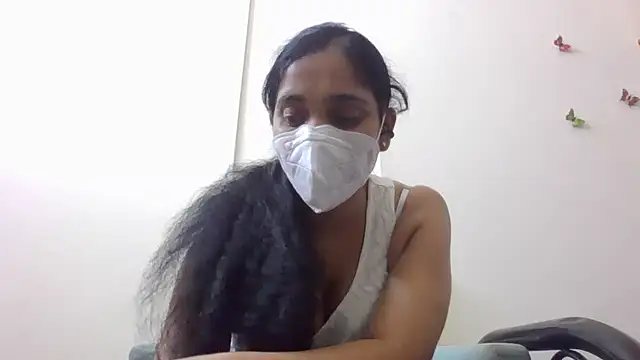Snapshot of shainiasha1 chatting on 07-18-26, 05:06 shainiasha1 online show from 07-18-26, 05:06
