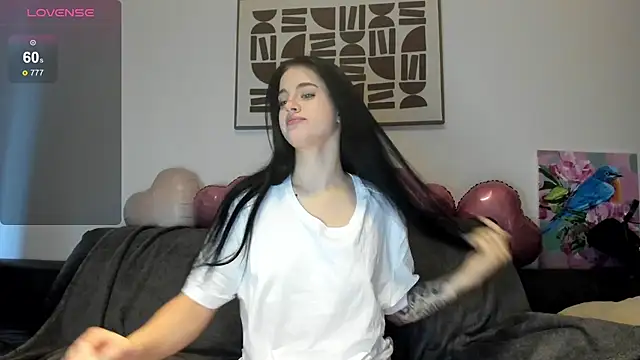 LexiSinnn online show from 11-27-25, 08:16