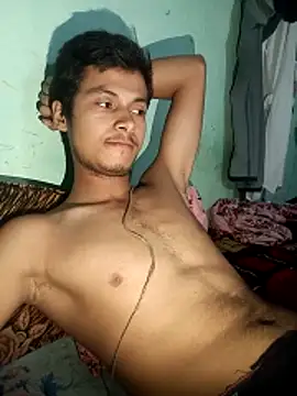 maxmishra18 online show from 10-28-25, 09:57