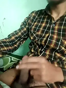 maxmishra18 online show from 12-05-25, 05:27