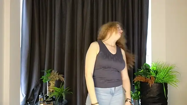 Snapshot of NightSaffron chatting on 12-04-25, 06:55 NightSaffron online show from 12-04-25, 06:55