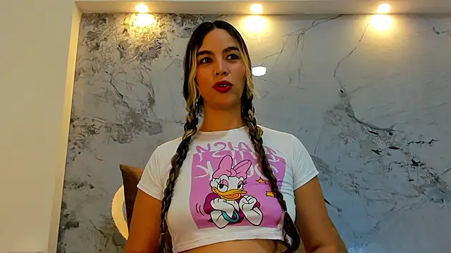 Snapshot of Karina_chastillo chatting on 07-28-26, 11:17 Karina chastillo online show from 07-28-26, 11:17