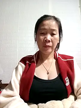 tabby-cat11 online show from 11-18-25, 11:26