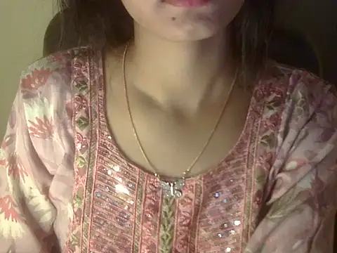 Shezi N online show from 04-24-26, 02:19