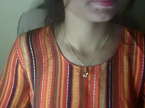 Shezi N online show from 05-26-26, 03:30