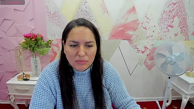 Snapshot of Cinna_miu6 chatting on 10-17-25, 07:22 Cinna miu6 online show from 10-17-25, 07:22