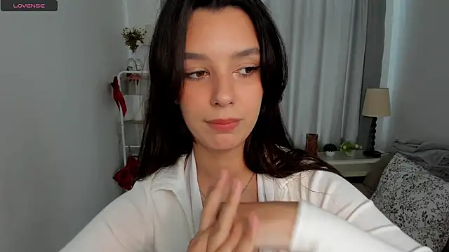 DemetraSadahiro online show from 10-30-25, 09:11