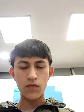 hoot booys  online show from 12-15-25, 08:35