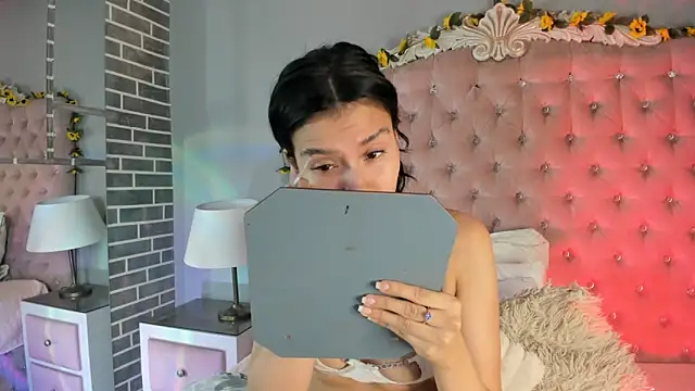 TanyaBello online show from 04-18-26, 04:05