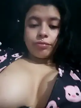 petite coral online show from 02-25-26, 04:22