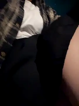 Snapshot of Alice9988 chatting on 10-20-25, 08:04 Alice9988 online show from 10-20-25, 08:04