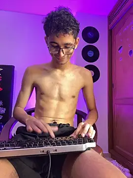 gsusss feet online show from 11-26-25, 05:58