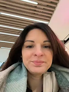 Snapshot of kinkysarahx chatting on 02-07-26, 11:36 kinkysarahx online show from 02-07-26, 11:36