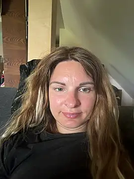 kinkysarahx online show from 06-21-26, 10:18