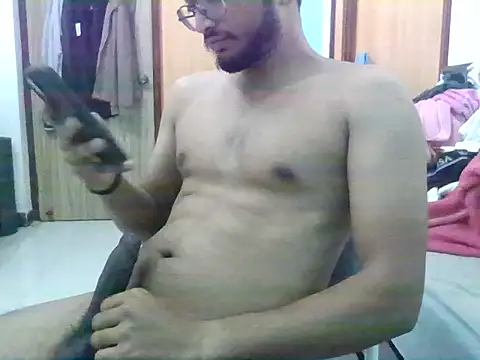 Snapshot of ramsy1982 chatting on 10-28-25, 07:16 ramsy1982 online show from 10-28-25, 07:16