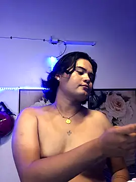 Snapshot of Zoe_fenlon chatting on 10-30-25, 05:02 Zoe fenlon online show from 10-30-25, 05:02