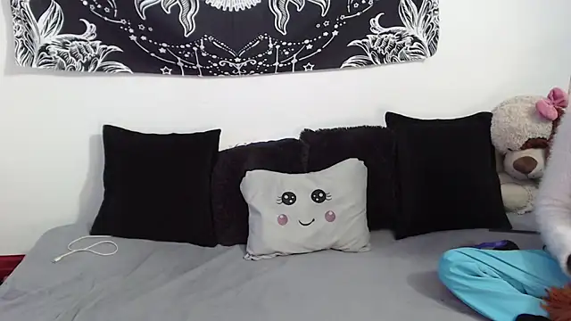 emily n abby online show from 11-21-25, 02:27