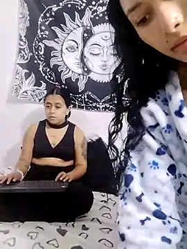 emily n abby online show from 04-25-26, 01:25