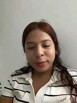 Snapshot of sweety-marcela chatting on 10-17-25, 02:26 sweety-marcela online show from 10-17-25, 02:26