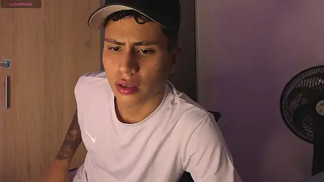 Snapshot of Anto_Jasro chatting on 12-05-25, 07:17 Anto Jasro online show from 12-05-25, 07:17