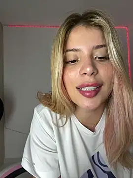  Alicee 1 online show from 01-08-26, 12:46