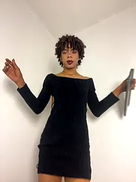 Snapshot of Juliethaaa_1 chatting on 10-30-25, 04:25 Juliethaaa 1 online show from 10-30-25, 04:25