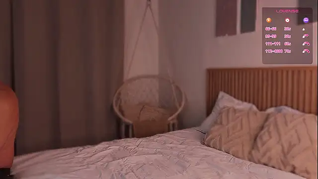 Little Emma 11 online show from 02-16-26, 12:34