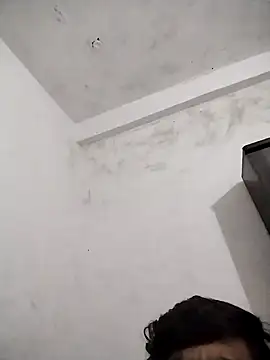 Snapshot of OliveGreen22 chatting on 10-29-25, 07:43 OliveGreen22 online show from 10-29-25, 07:43