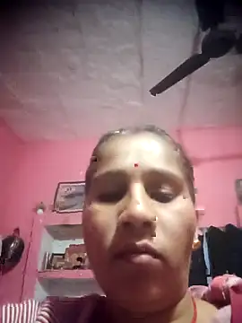 OliveGreen22 online show from 11-16-25, 01:44