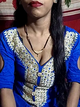 Itz Aisha   online show from 10-31-25, 06:58