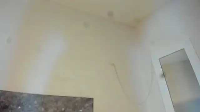 Snapshot of bad_girl_xxx chatting on 11-14-25, 01:48 bad girl xxx online show from 11-14-25, 01:48