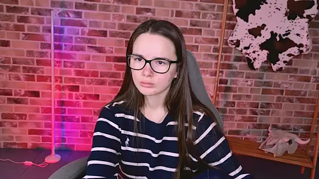 May Bloom online show from 03-04-26, 07:03