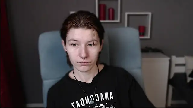 guitarandangell online show from 12-14-25, 03:17