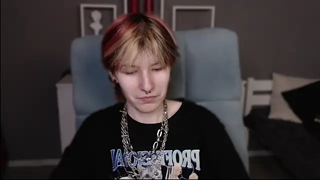 guitarandangell online show from 04-27-26, 12:36